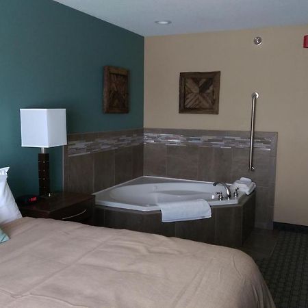Grandstay Hotel & Suites Delano Kültér fotó